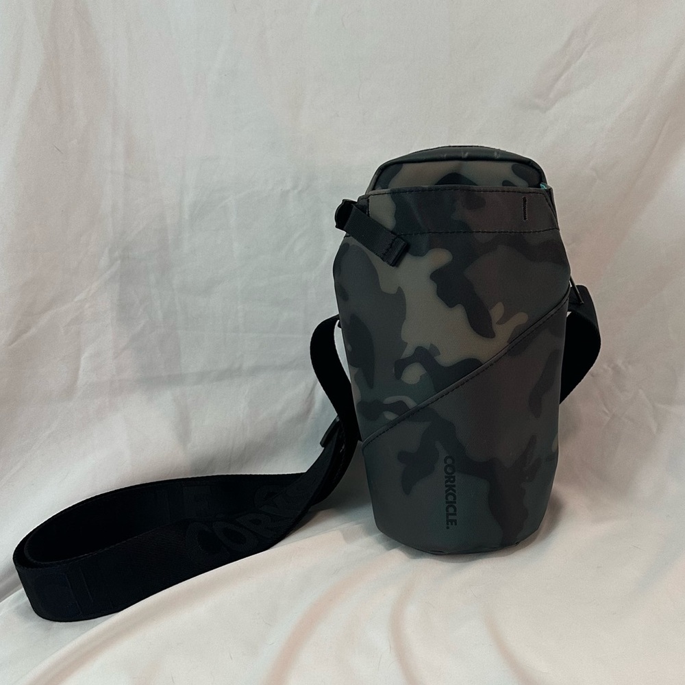Camo Corkcicle Water Bottle Holder with pocket! - Picture 7 of 8